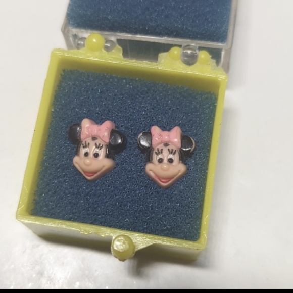 Rare vintage Disney Minnie mouse earrings - Picture 2 of 3